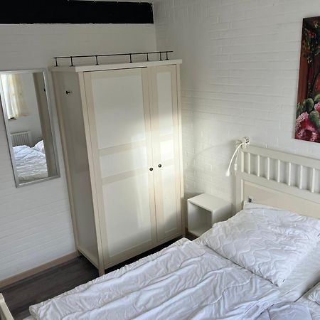 Schoenes Ferienhaus In Tossens Mit Schoenem Garten 부차딩엔 외부 사진